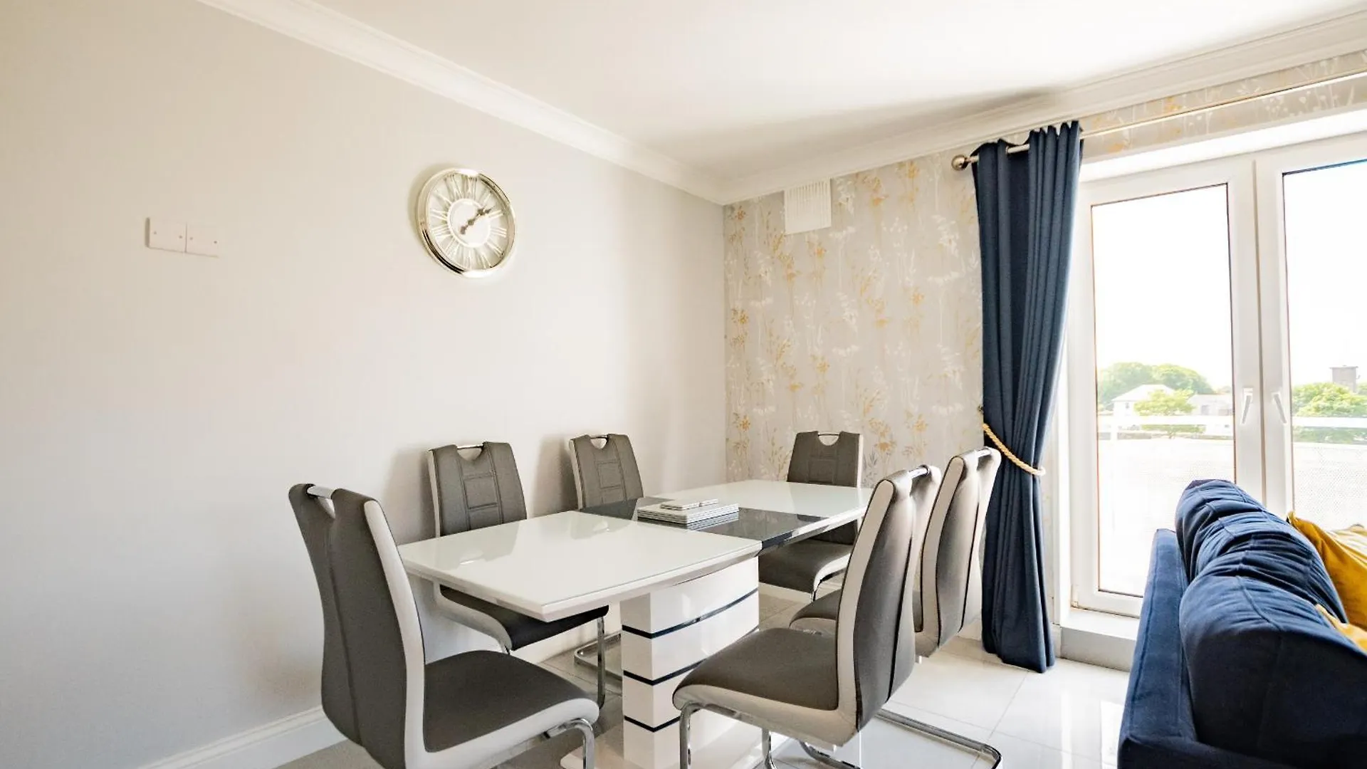 Eyre Arch Rest Apartment Galway